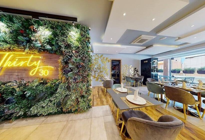 هتل Kingdom Luxury