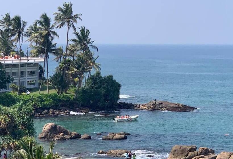 فندق Lavinia Bay Beach