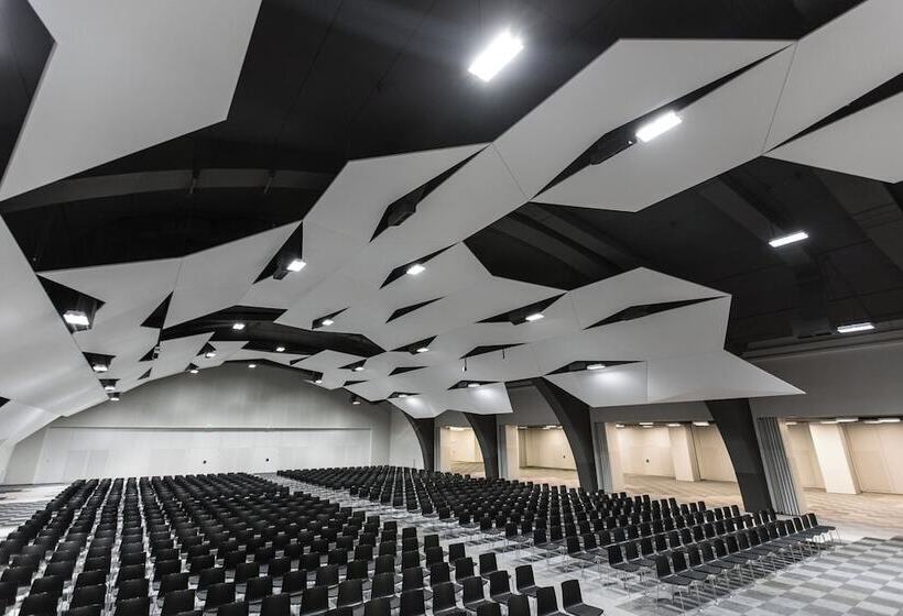 هتل Voco Malta, An Ihg