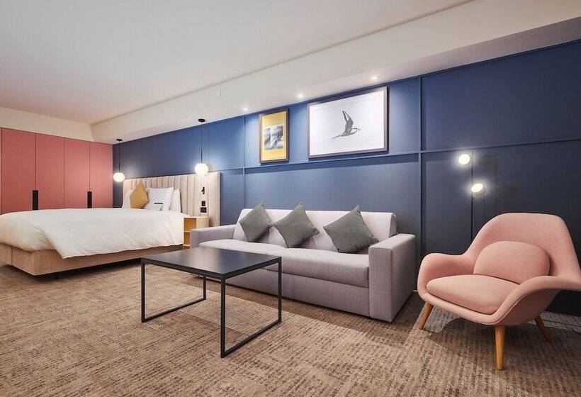 هتل Voco Malta, An Ihg