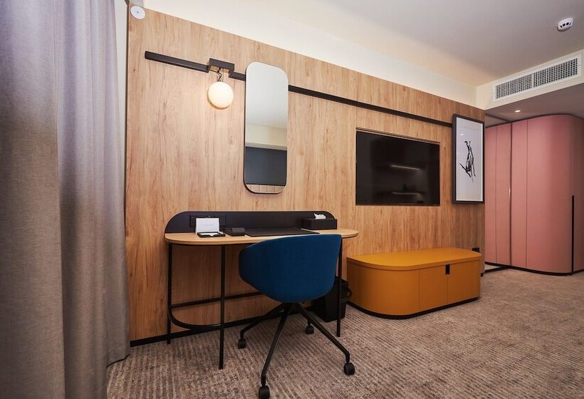 هتل Voco Malta, An Ihg