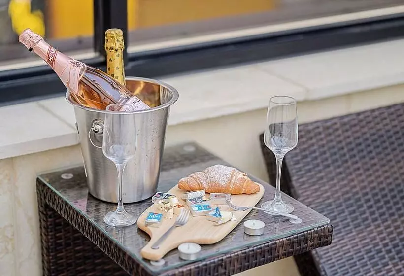 Mokpo H Avenue Hotel Peace Plaza