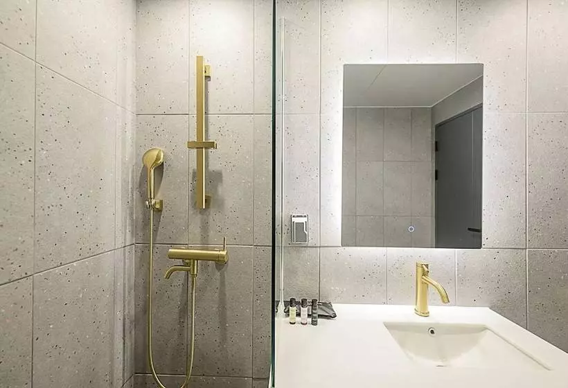 Mokpo H Avenue Hotel Peace Plaza