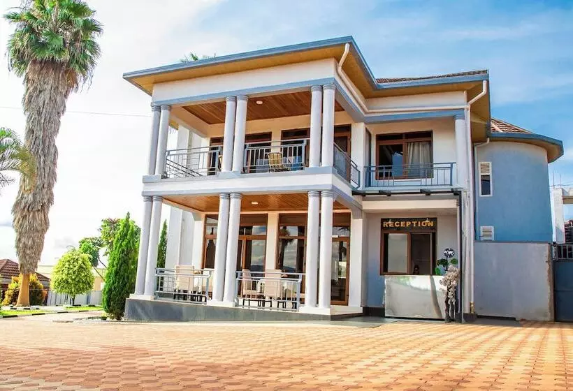 Netluna Villa Hotel & Tours