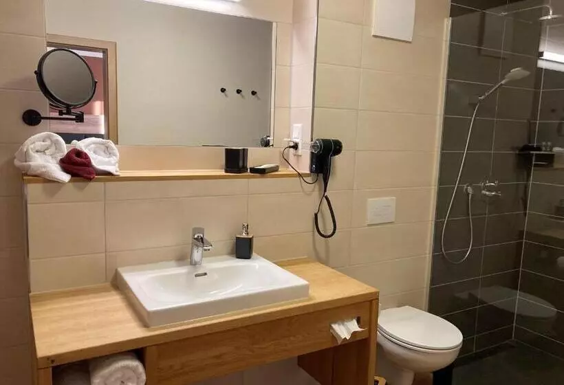 ペンション Landgasthof Meja