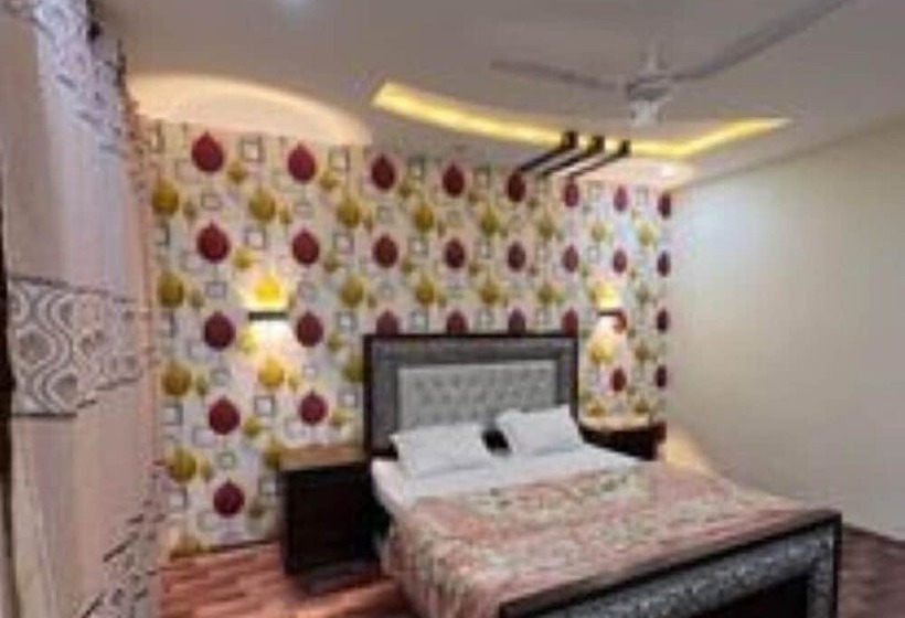 Al Madina Hotel Skardu