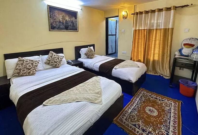 تختخواب و صبحانه Yog Darshan