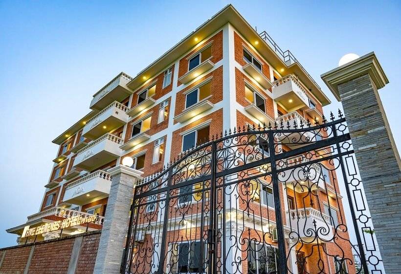 Hotel Lumbini Five Elements