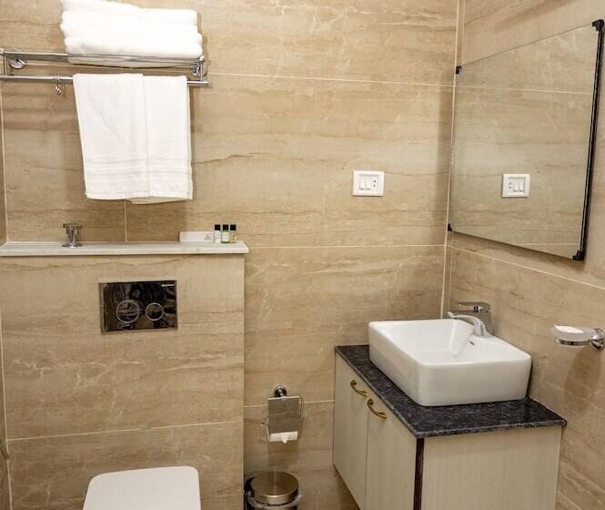 Hotel Lumbini Five Elements