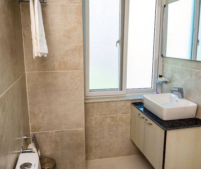 Hotel Lumbini Five Elements