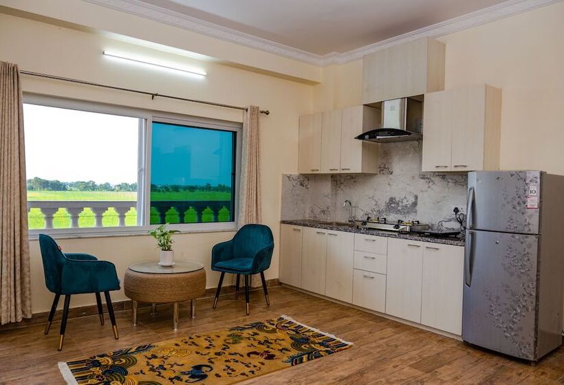 Hotel Lumbini Five Elements