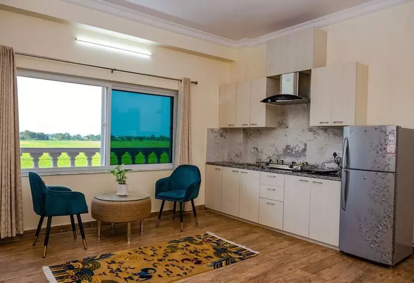 هتل Lumbini Five Elements