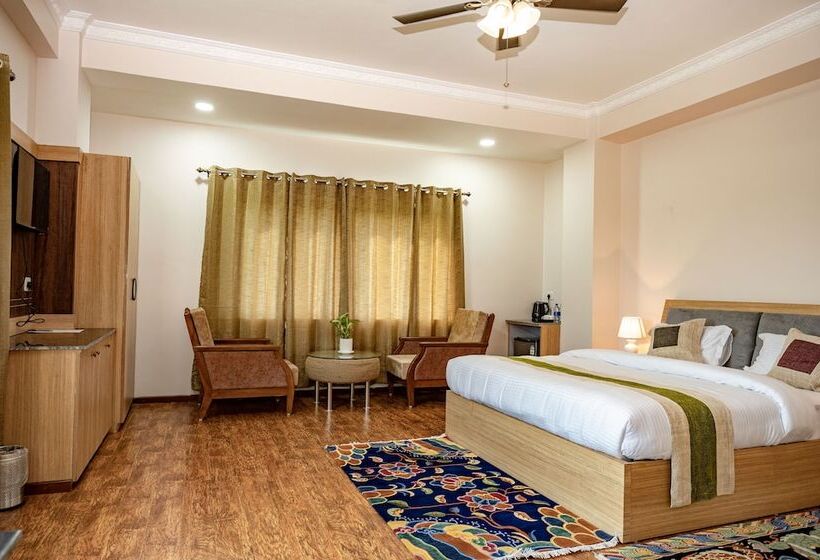 Hotel Lumbini Five Elements