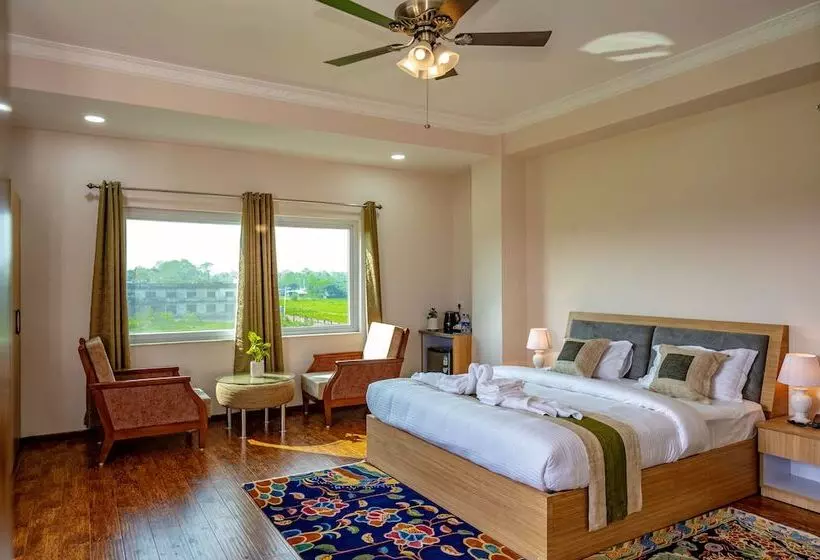 هتل Lumbini Five Elements