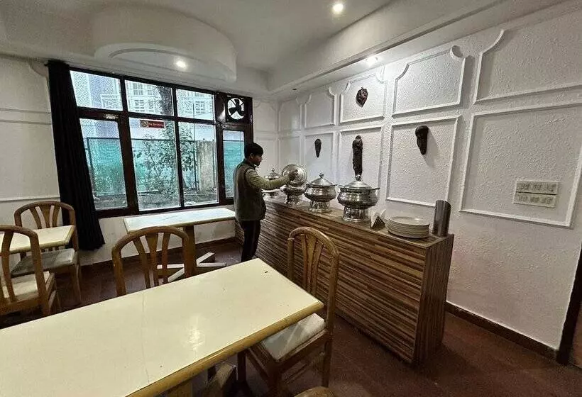 ホテル Manali Palace