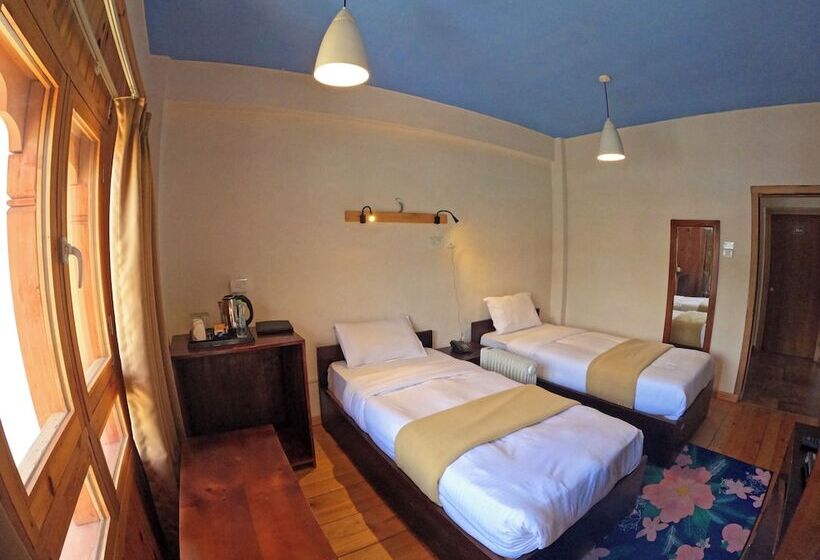 هتل Norbu Healing