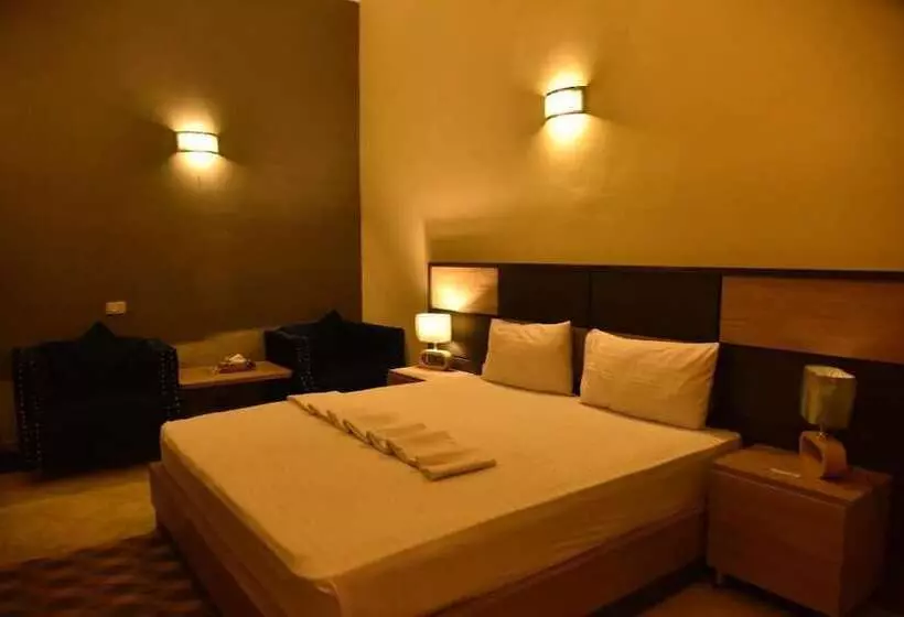 Rifadah Hotel Multan