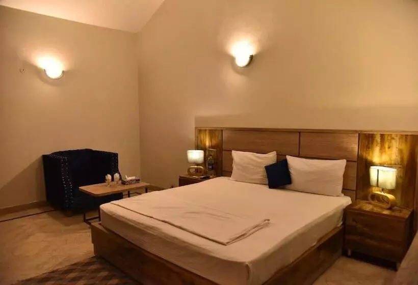 Rifadah Hotel Multan