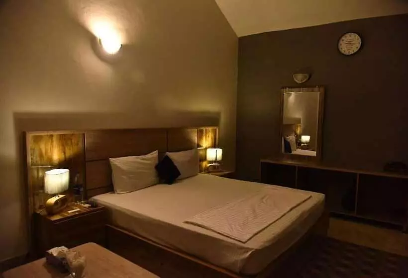 Rifadah Hotel Multan