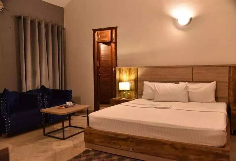 Rifadah Hotel Multan