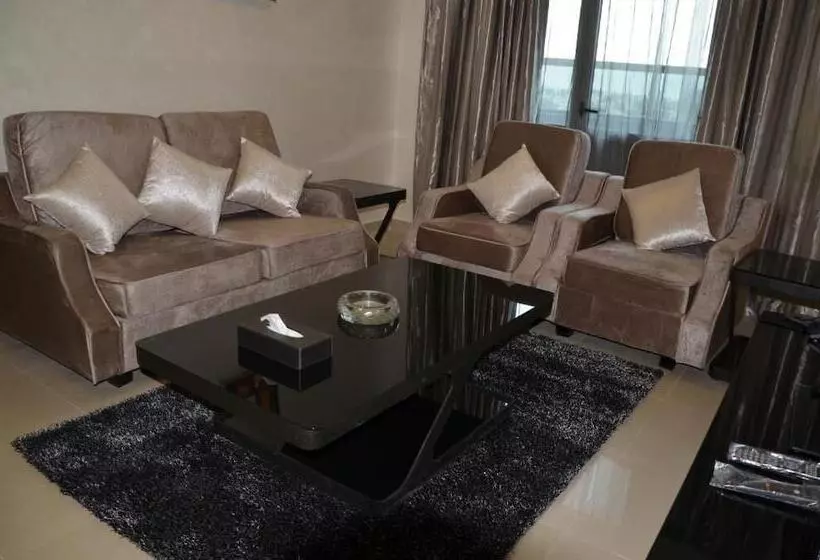 Reef Hotel Apartments