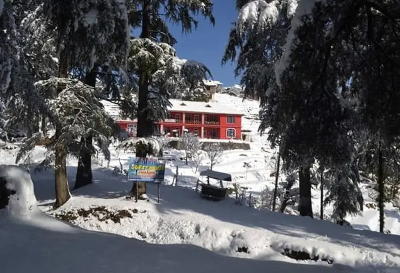 ホテル Gautam Khajjiar