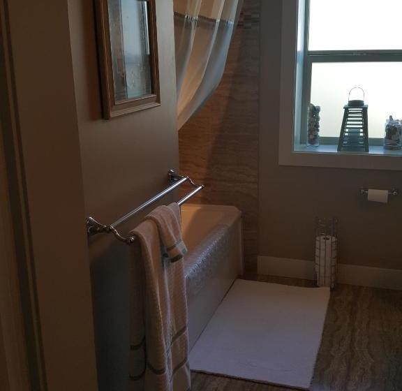 Fairways B&b - Couples Retreat