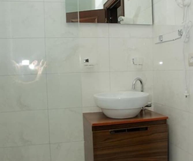 בית מלון כפרי Fishta