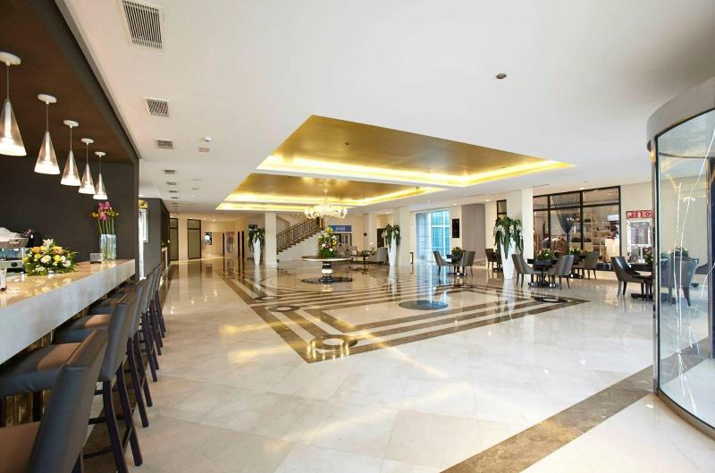 هتل Palm Camayenne