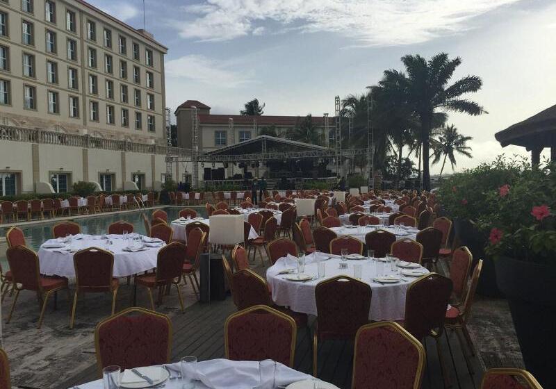 هتل Palm Camayenne