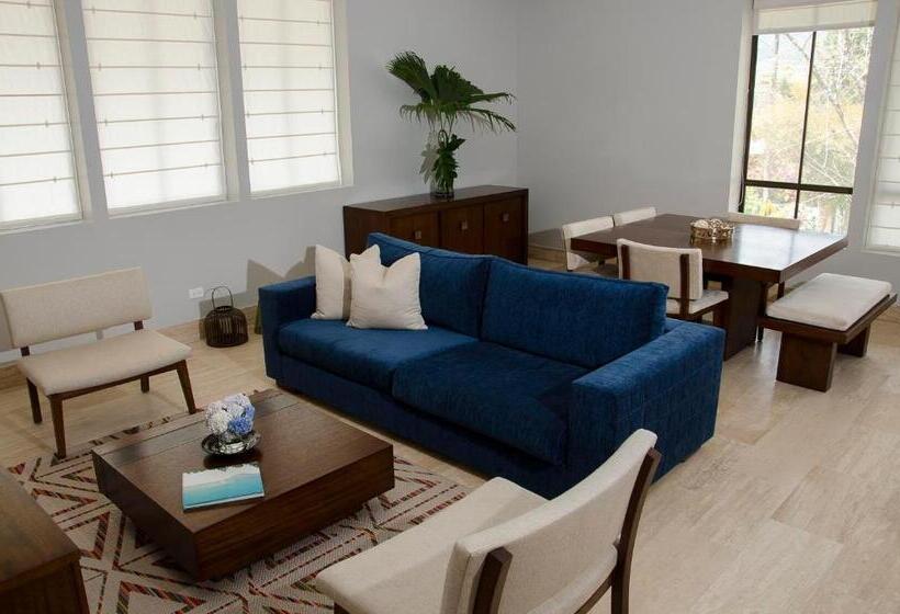 ホテル Paseo Suites El Valle, Luxury Apartments