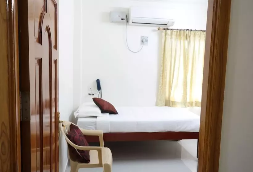 هتل Sakthi Guest House