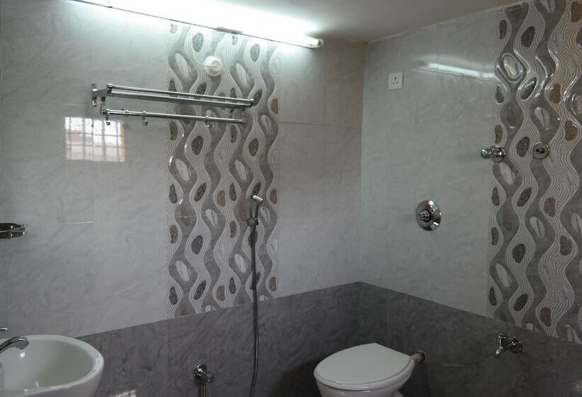 Hotel Sakthi Guest House