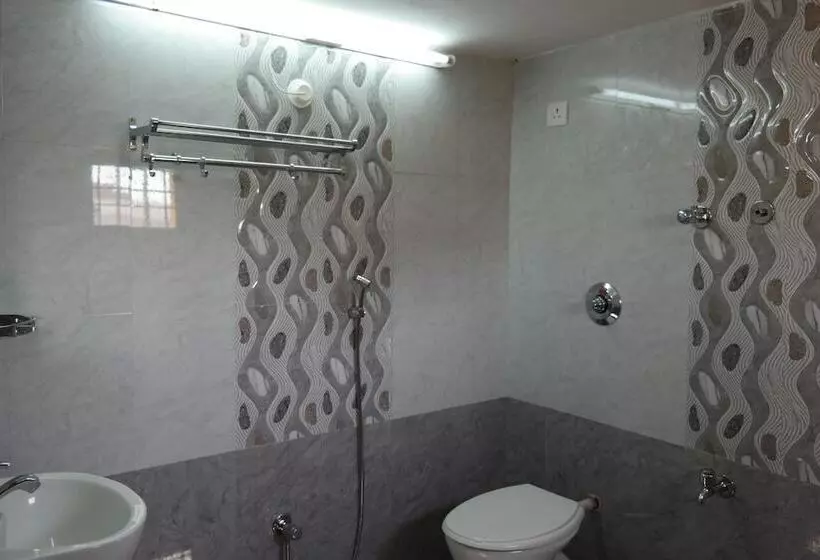 هتل Sakthi Guest House