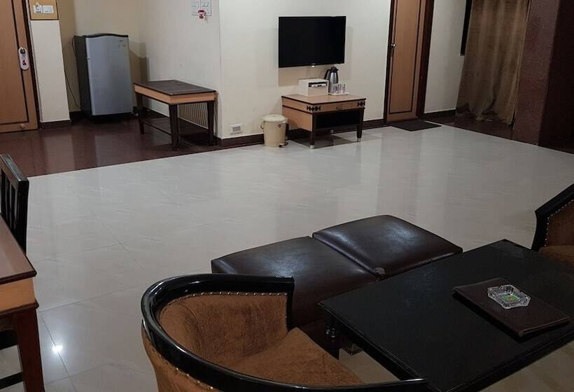 ホテル Sriyash Regency