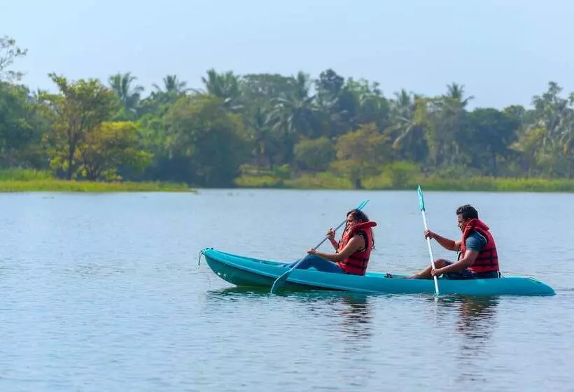 Hotelli Thuduwa Camp