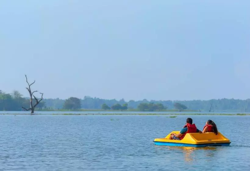 Hotelli Thuduwa Camp