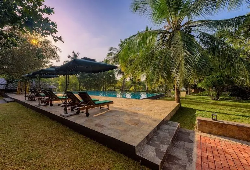 Hotelli Thuduwa Camp
