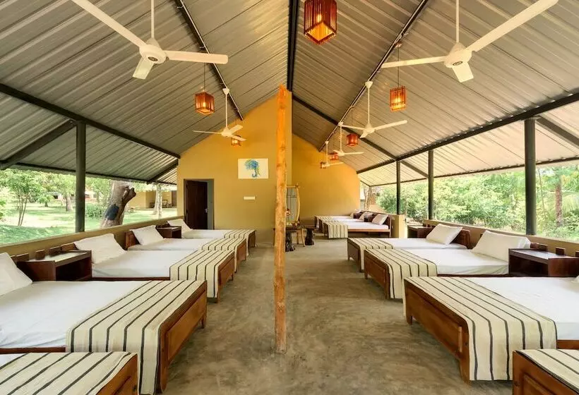 Hotelli Thuduwa Camp