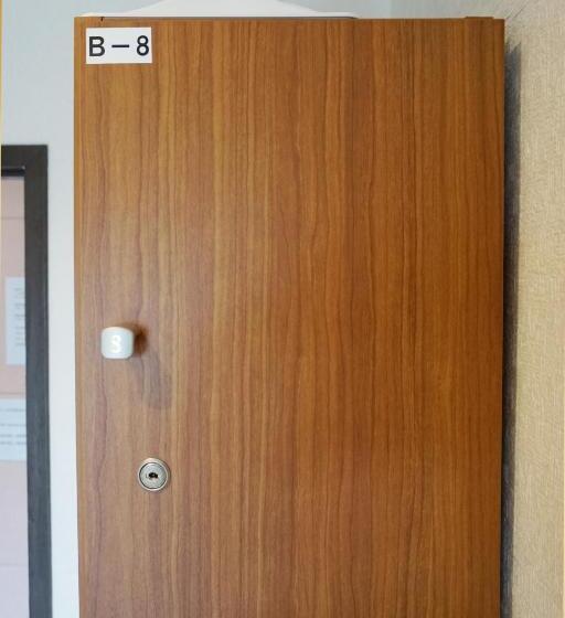 Bigtree Guest House   Hostel