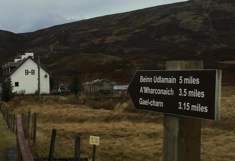 Balsporran Bed And Breakfast