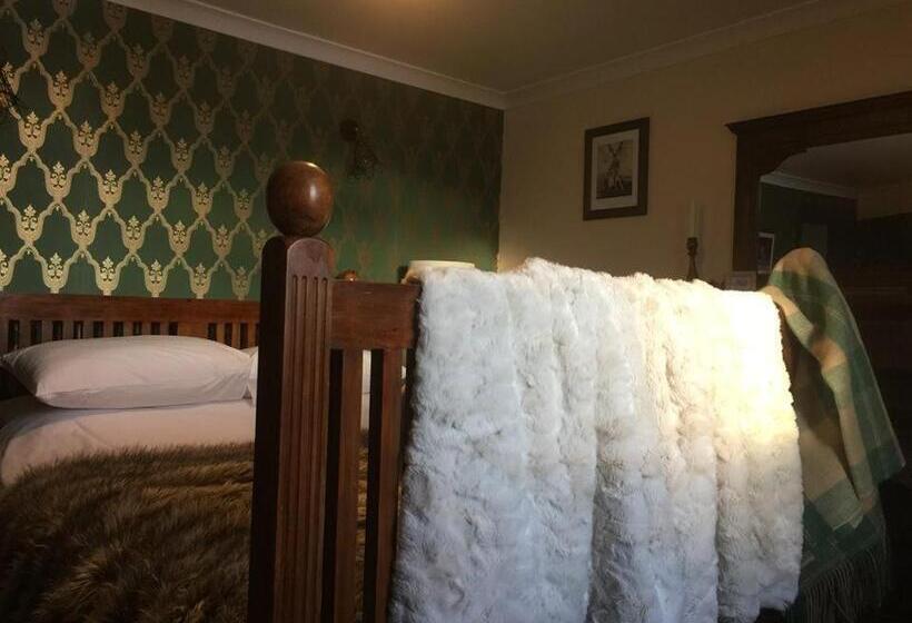 Balsporran Bed And Breakfast