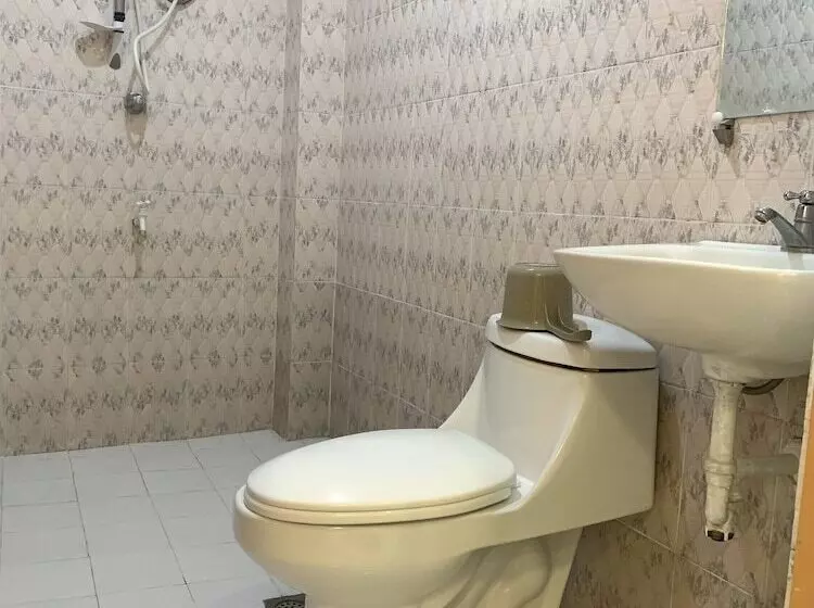 Aamiaismajoitus (B&B) Luna Oslob Travellers Inn
