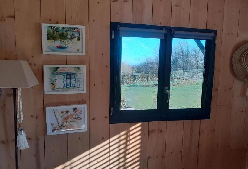 تختخواب و صبحانه Maison Hamak