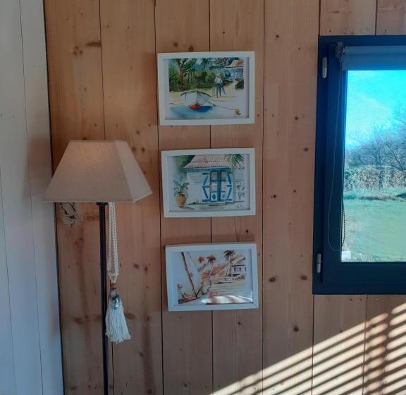 تختخواب و صبحانه Maison Hamak