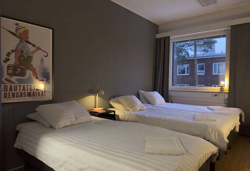 هتل The Rooms Airport   20rooms