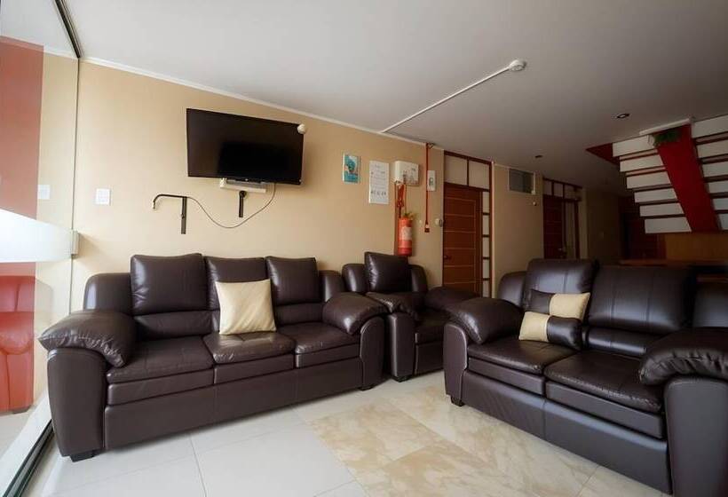 هتل Balcones Plaza