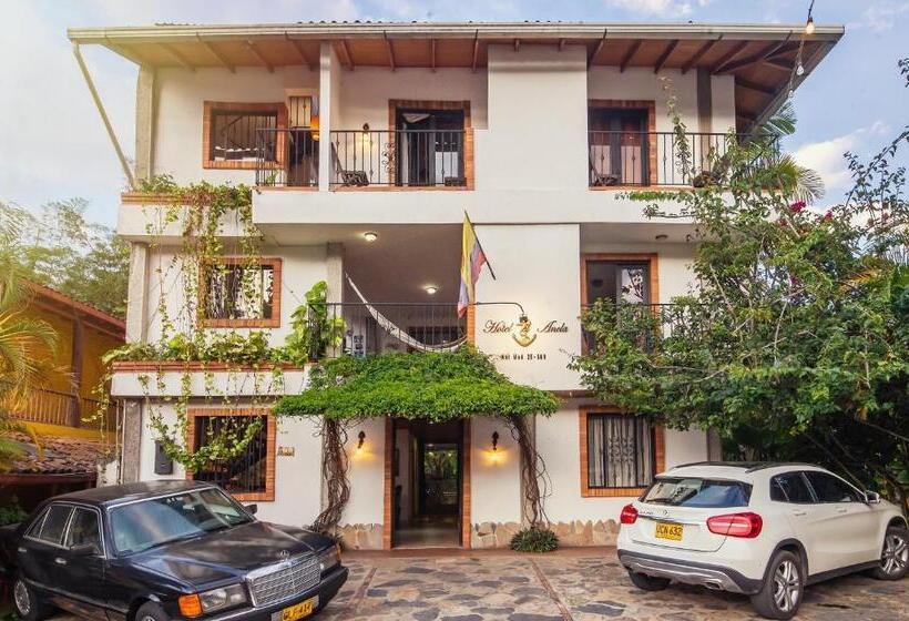 Hotel El Ancla
