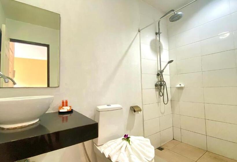 Отель Kuapa Resort