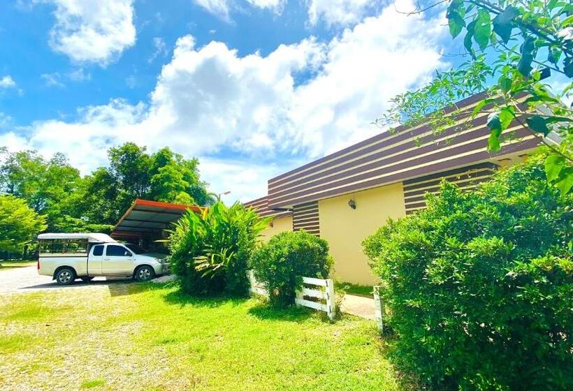 Отель Kuapa Resort